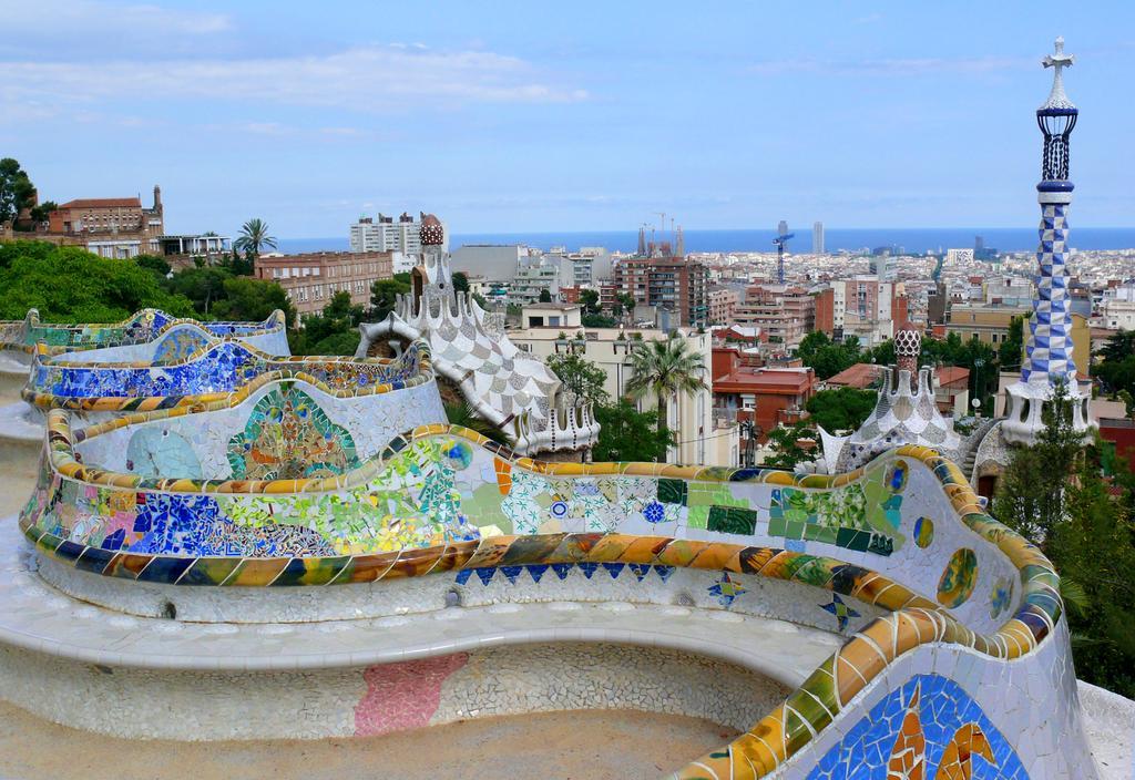 Atic Gaudi-Gracia Lägenhet Barcelona Exteriör bild
